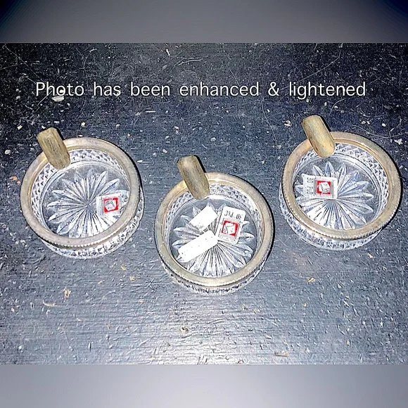 Antique French style crystal ashtray set (3) with hand (cigarette holder) & trim - Picture 11 of 15